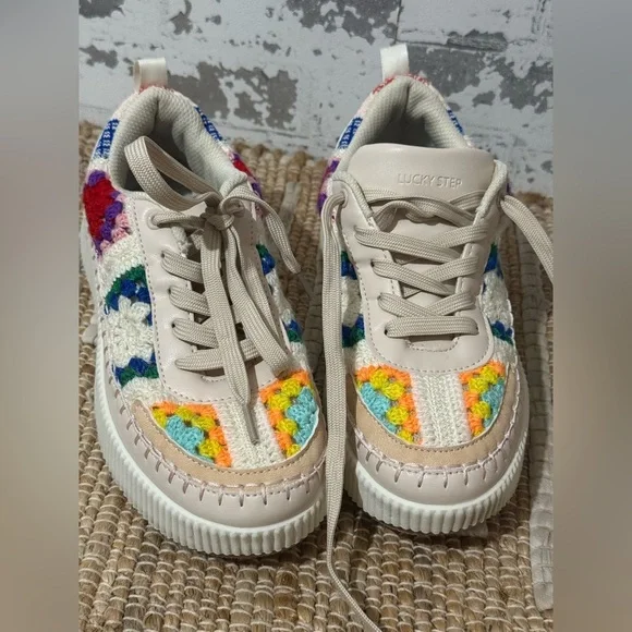 Crochet platform fashion sneakers. - Picture 6 of 14